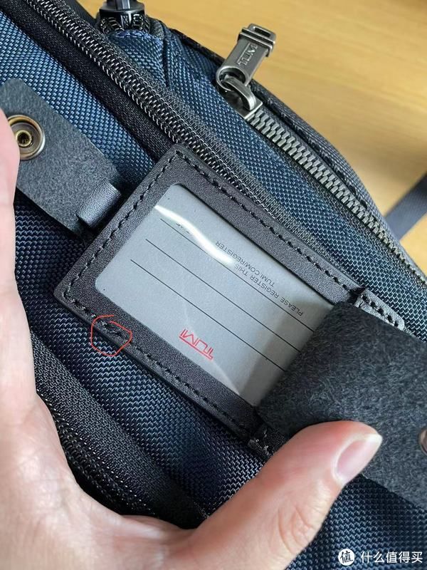 d走下“神坛”的TUMI，Davis双肩包虽然耐用但细节拉跨