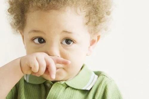 老中医|天气一冷就容易打喷嚏、流鼻涕？3个调理方法，老中医都在用