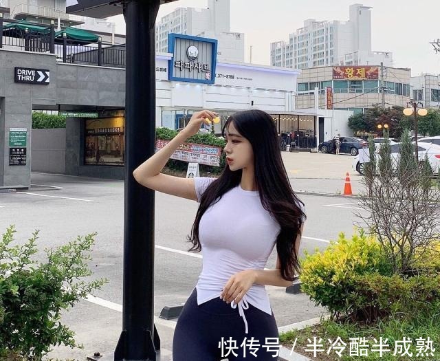 女性|性感舒适的打底裤,彰显出女性的完美曲线,美得更加高级