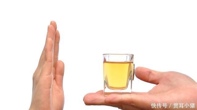 离谱|每天喝二两白酒和滴酒不沾的人,谁更易患癌你错的很离谱