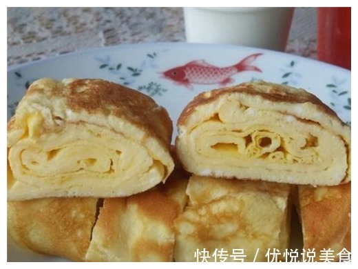 3个鸡蛋2勺牛奶，等于5分钟搞定的营养早餐，味道不比饼差