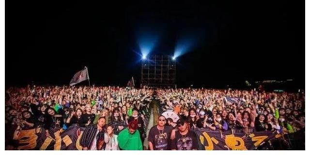tr2021弹壳哈尔滨演唱会，感受独一无二的演出风格