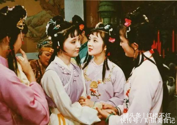 王熙凤|林黛玉进贾府,贾母为何连住处都不安排?一切都在王夫人预料之中