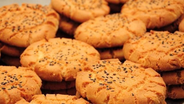 自己做桃酥时，掌握三个诀窍，桃酥香味扑鼻，酥脆可口