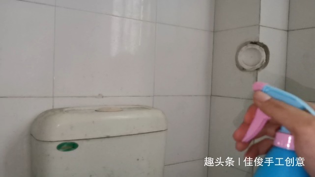 卫生间|把藿香正气水滴在白醋里，搞定了生活中的困扰，解决你的难题！