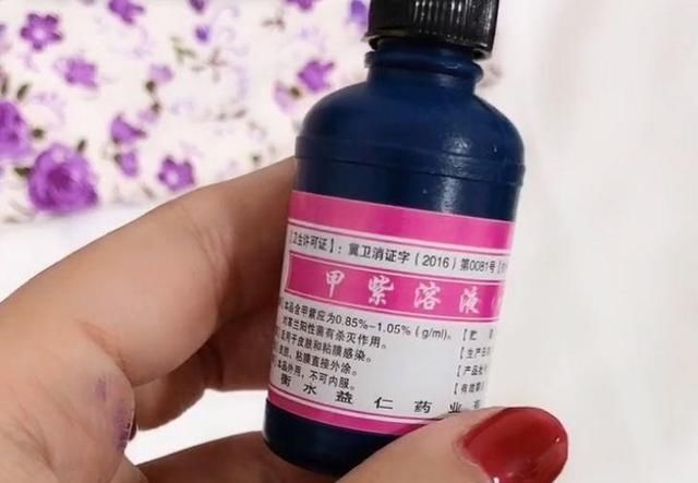 水里|1粒小药片,碾碎丢水里,花像吃了兴奋剂疯长