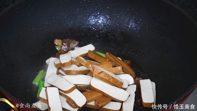 香干好吃的做法不是炒辣椒，试试此方法，简单快手，吃过都说好