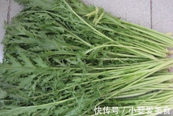 坏血酸|女人腰疼常吃一菜,不仅腰不疼腿不酸了,还有许多好处