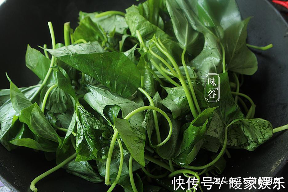 遇到此菜我必买，2块钱一把，从春天吃到秋天，营养高味道香