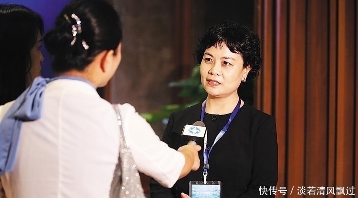 真正的爱情@作协主席铁凝:50岁终于等到爱情,宁愿没有也不能凑合