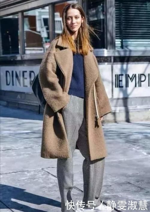 大衣+阔腿裤=今冬最in穿搭,选对单品,绝对又美又气质