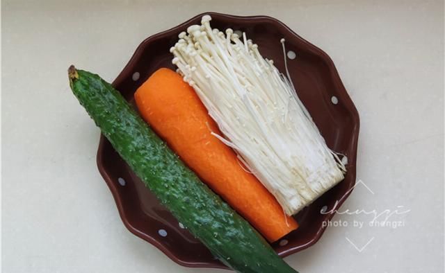 主食|黄瓜和它是绝配,晚餐搭配着吃,坚持半个月,裤带越来越宽松