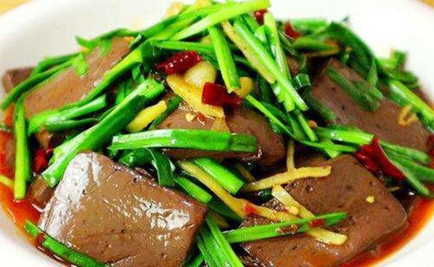 明目|夏天多吃的“补血菜”,开胃润肠,补肝明目,全家气色好身体棒