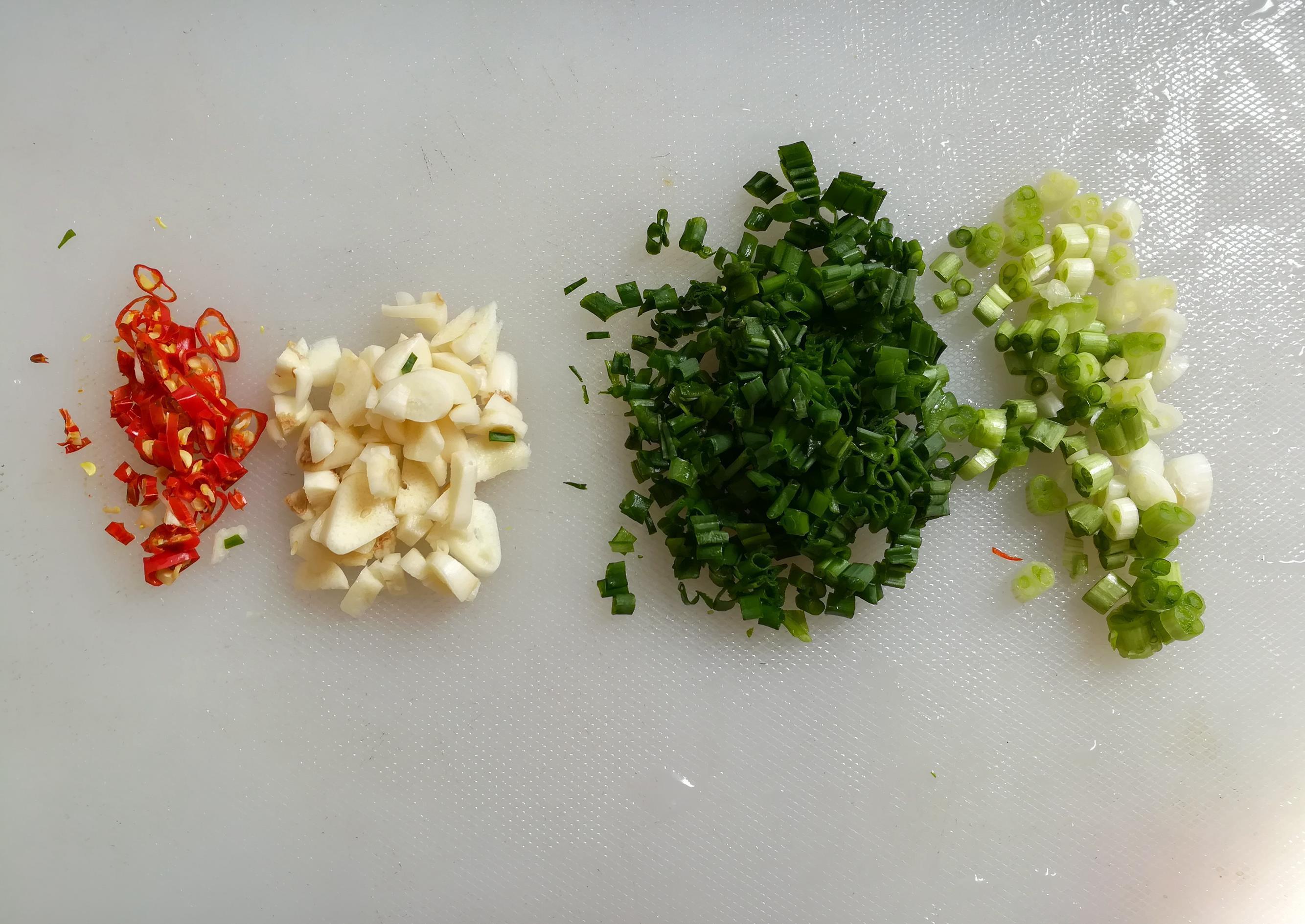 凉拌红薯粉|天气热没胃口,吃点它,当饭又当菜,能减肥还不会饿着肚子