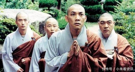 和尚天天逛街吃瓜,最后却修成正果,一首偈颂道明原因