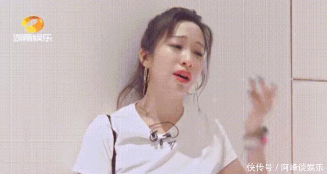 走红|和周杰伦唱《画沙》走红,到了浪姐却成背景板,一个人默默吃饭