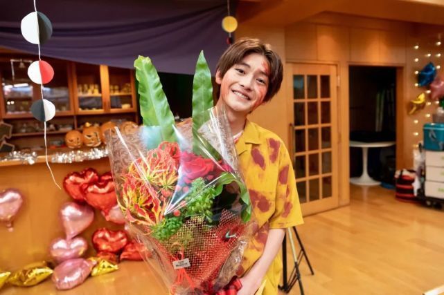 大叔|假面骑士:尾上大叔玩上大剑SHF,或人新剧杀青