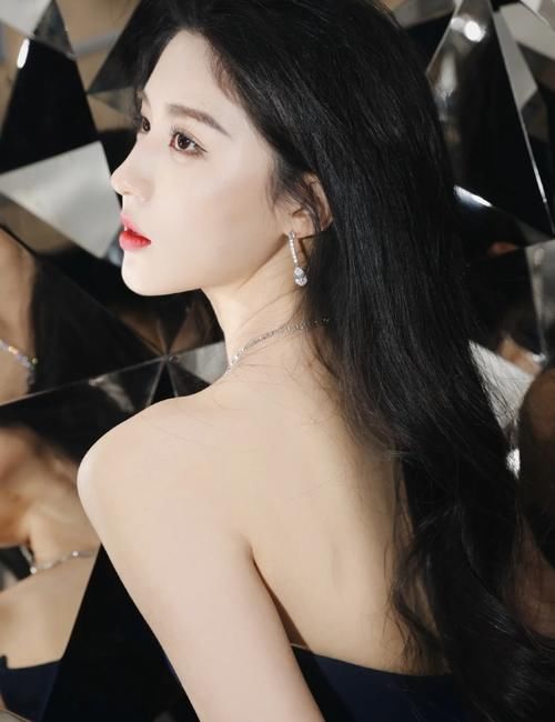 掌握好这几个美白小技巧，摆脱“蜡黄脸”，增白几个度不是梦！