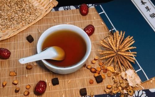 骑自行车|糖尿病不能喝牛奶?提醒:远离这3种食物,血糖或能降回正常值