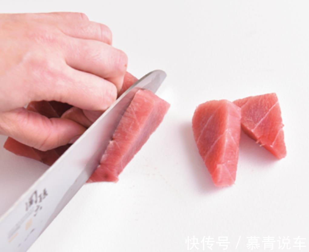 筋道|同样是切刺身,金枪鱼跟鲷鱼有区别,否则你吃的假日料