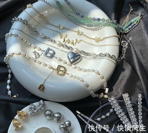 饰品|饰品清洁保养小常识，学会这几招，几十元的饰品也能戴很久