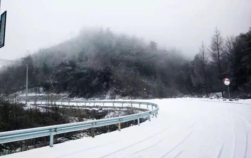 2021巫山第一场雪，美不胜收！