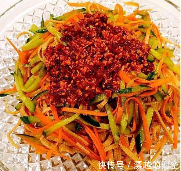 美食推荐家常菜凉拌三丝，蒜泥白肉，青椒木耳炒肉的做法！