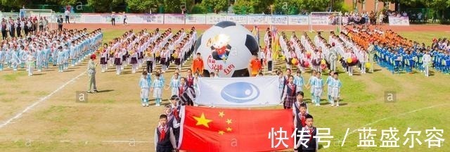 国足|看完国足和日本的比赛才明白米卢的名言,为荣誉拼命才是唯一出路!
