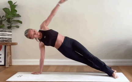 瑜伽|8个瑜伽平板支撑变体,坚持30天,腰腹竟发生如此大的变化