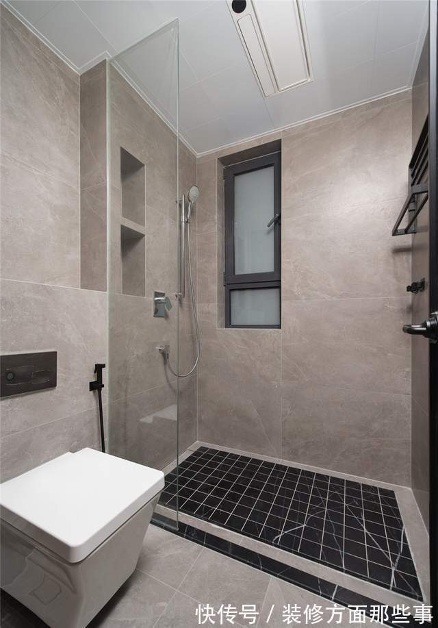 三居室|119平简约+原木三居室,以最纯粹的搭配,传递家的温度