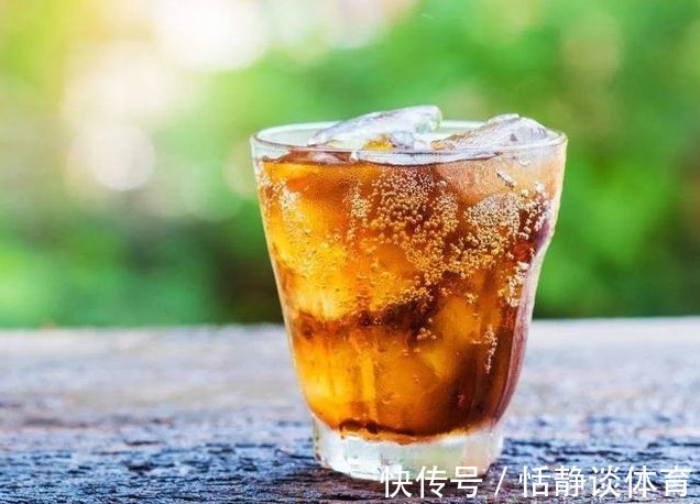 脚部|血糖高的人,大多有四个习惯,脚部若出现三个表现,是有并发症了