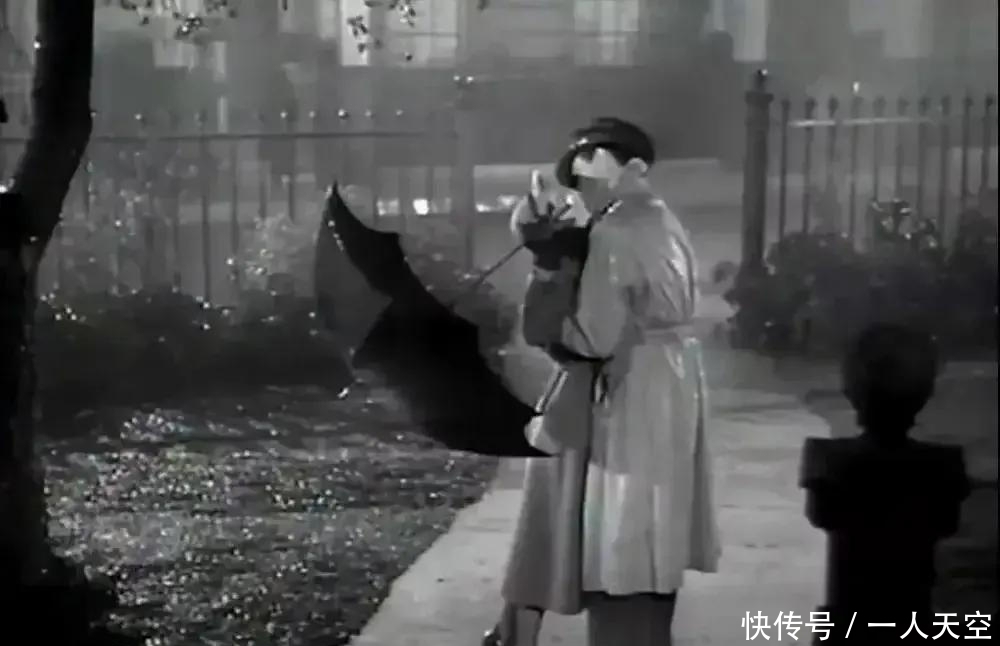 开春了，你的风衣准备好了吗？照着这样穿，时髦精就是你