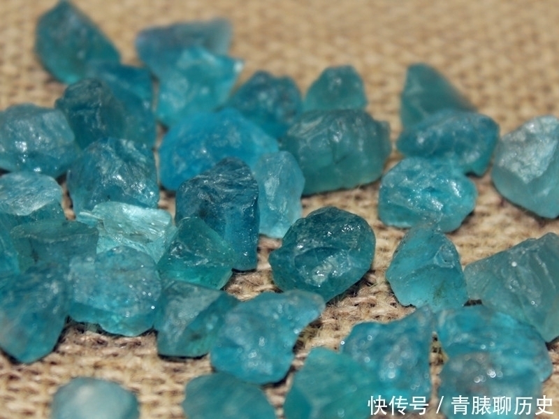 晶莹剔透|这几种宝石物美价廉，物超所值，色泽赏心悦目，晶莹剔透