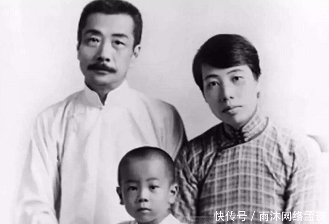 爱上老师,为嫁给他甘愿做妾,可付出了一生,输给丈夫的红颜知己