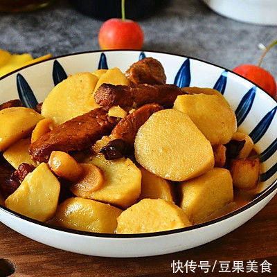 这道红烧肉烧芋头，分分钟光盘