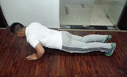 肺活量|坚持练习俯卧撑,一天40个,男子后来得到了什么?提前了解下