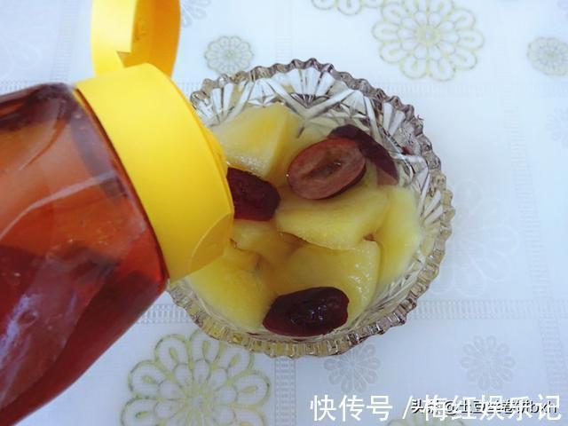 苹果|红枣煮苹果，冬天最该常吃的糖水，一周吃几次，肠胃舒服手脚暖