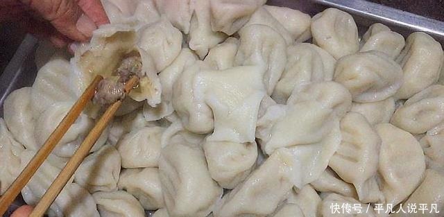 过年包饺子这肉别错过,低脂高蛋白,这样调馅,鲜香多汁,真好吃