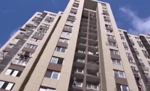 黄女士|120万的房子装修后,门锁竟被换了夫妻俩还被卖给了别人