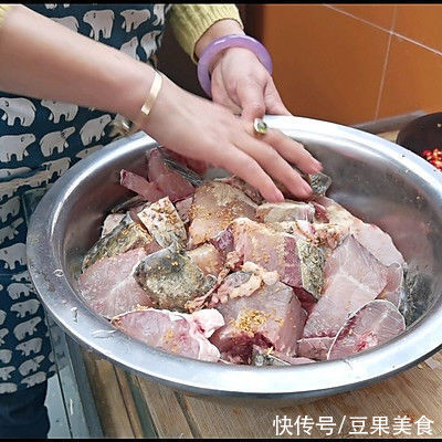 饮食禁忌|这道大厨麻辣鱼太销魂，同事吃过都找我要菜谱