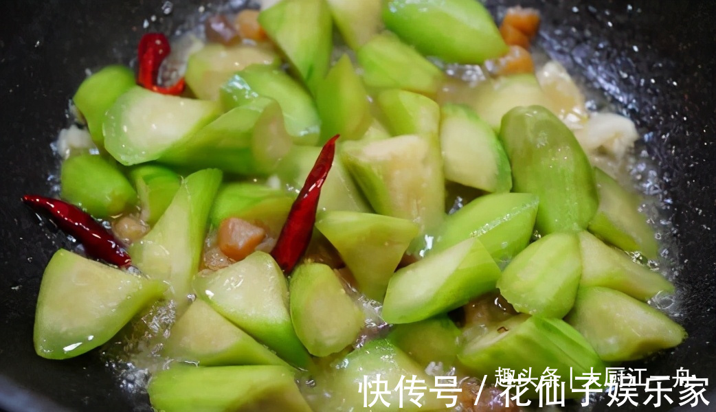 茄子|夏天，分享5道适合热天吃的素菜，简单省事，学着做家人都喜欢吃