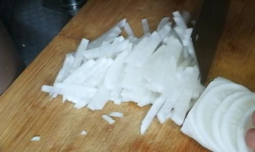 止咳剂|咳嗽就要多吃它，医生自己都在吃的“天然止咳剂”，不懂就亏了！