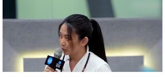 《導(dǎo)演》第一期：韓雪誠(chéng)意滿滿，蔡康永姿態(tài)卑微，吳鎮(zhèn)宇不被認(rèn)同