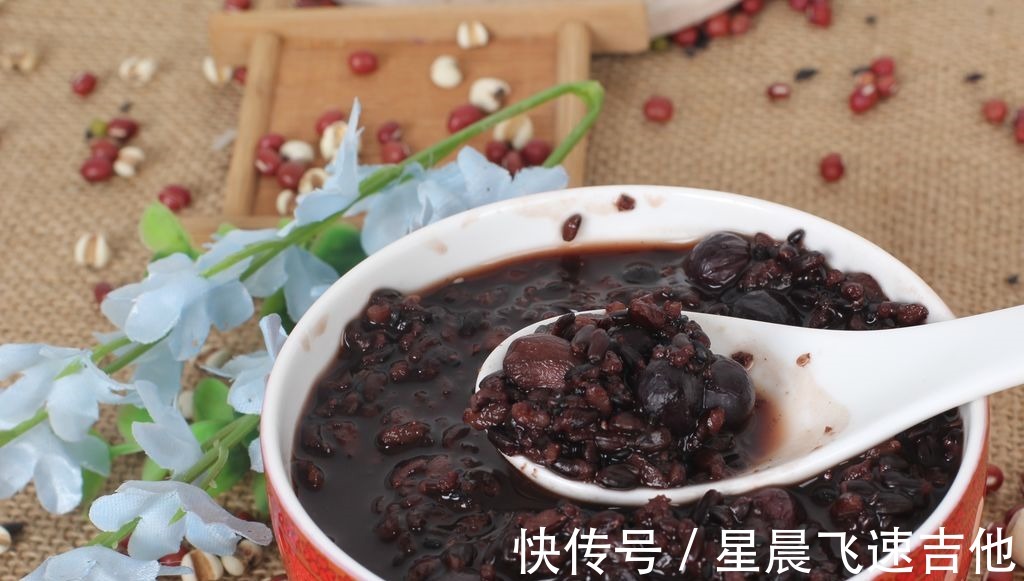 豆浆|天冷要多吃“四黑”,一周喝2次,香浓软糯温补,寒冷冬季顺利过!