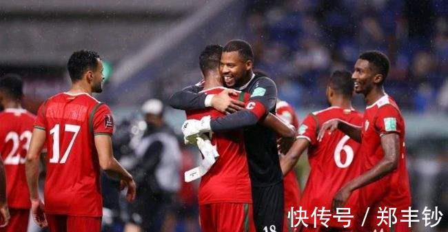 世预赛|从0-0到1-0!12强赛格局变天,阿曼赢球=神助攻国足,5队齐鼓掌