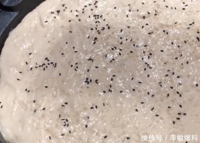 黄豆|1碗黄豆，2个鸡蛋，没想到这么好吃，不蒸不炸，出锅一会就光盘