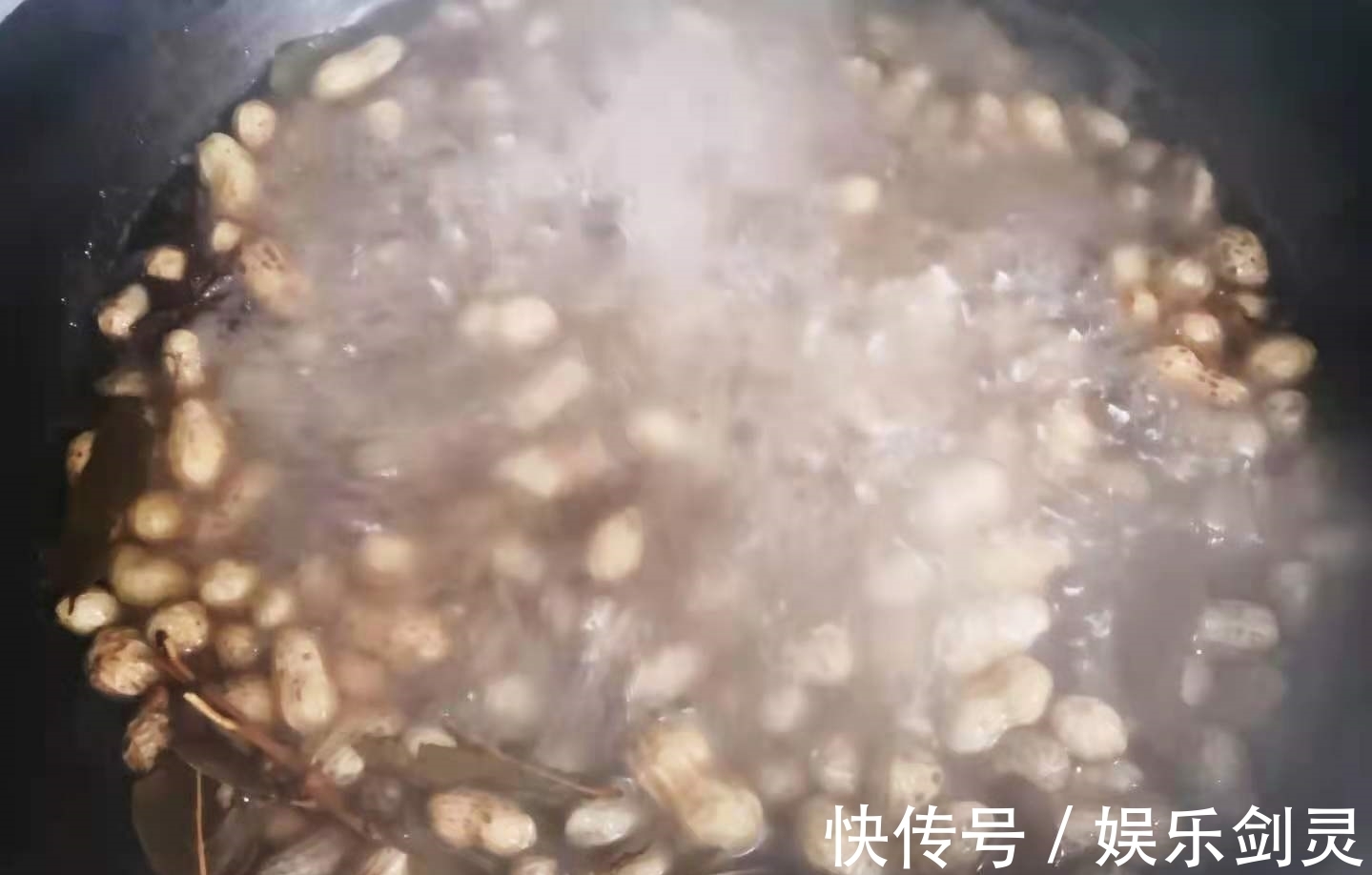 花生|入秋后，不管贫富，都别忘吃这果，蛋白质高又应时，常吃体质棒