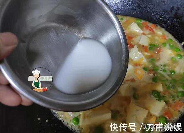 补钙|秋天，豆腐和它是绝配，比放肉炒还香，鲜美还补钙，孩子都吃嗨了