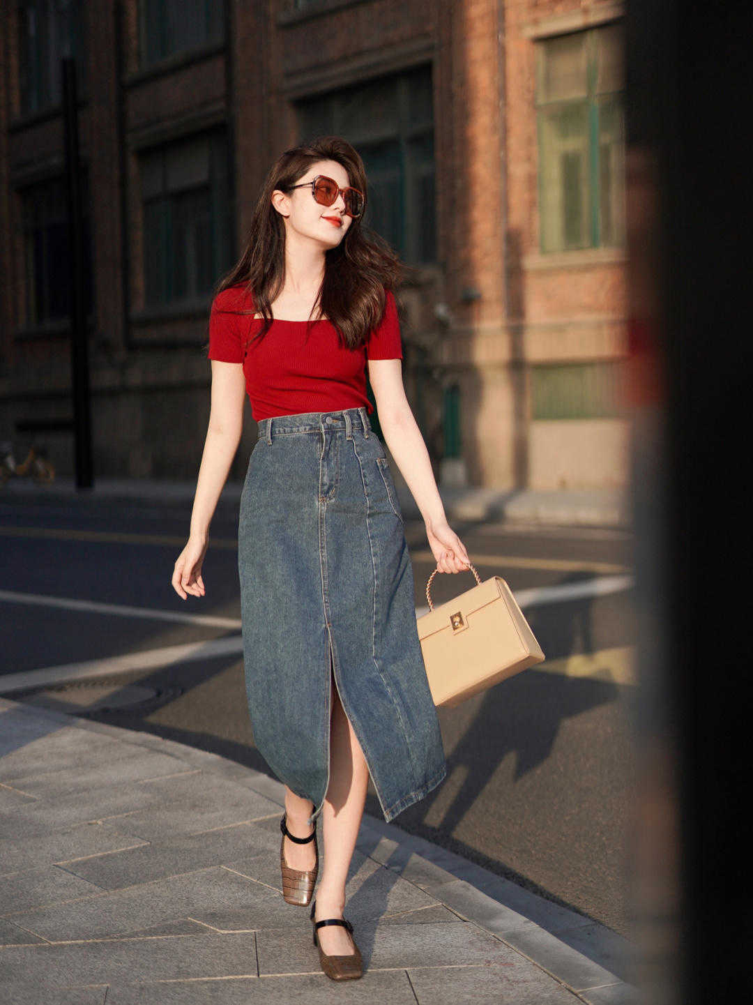夏季|多雨的夏季,正是穿夏装的最佳时期,这样搭配,才显得高级时髦