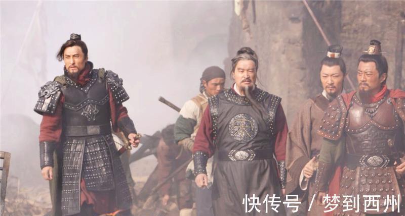 宋江!梁山有一位好汉,其实是“朝廷奸细”,施耐庵在取名时就已经透露